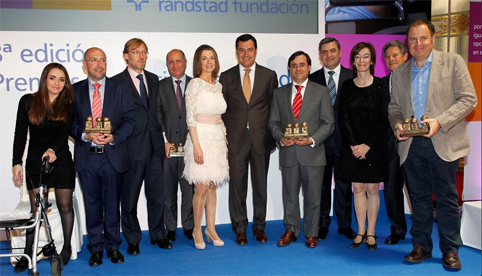 Alberto Jofre recoge la Mención de Honor de la Fundación Randstad en nombre de Teresa Perales