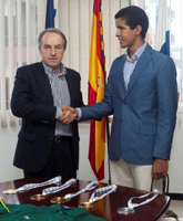 Enhamed Enhamed y el director General de Deportes canario