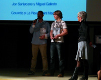 Santacana y Galindo recogen el premio