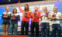 Susana Rodríguez y Mayalen Noriega reciben su medalla de oro